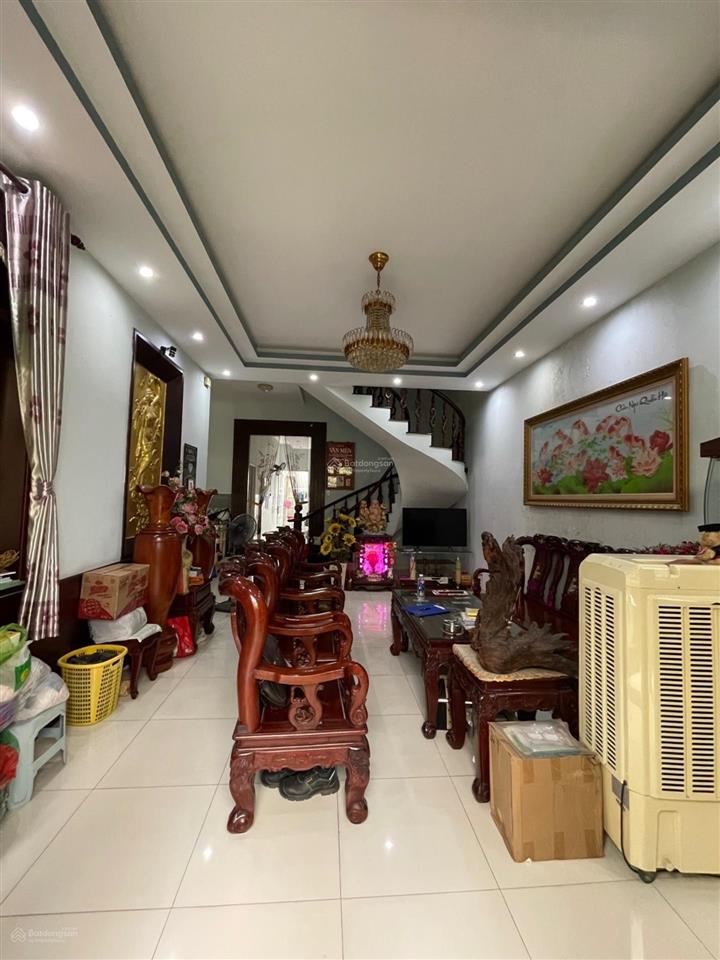 Biệt thự mini, gần bến xe q8, 152m2, nhỉnh 11 tỷ, 8pn, 3 tầng, hàng xóm doanh nhân, việt kiều