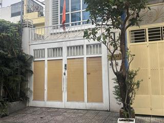 Bán nhà kiêng cố rất đẹp dt 98m2 với 3 tầng 4pn hẻm 10m có vỉa hè