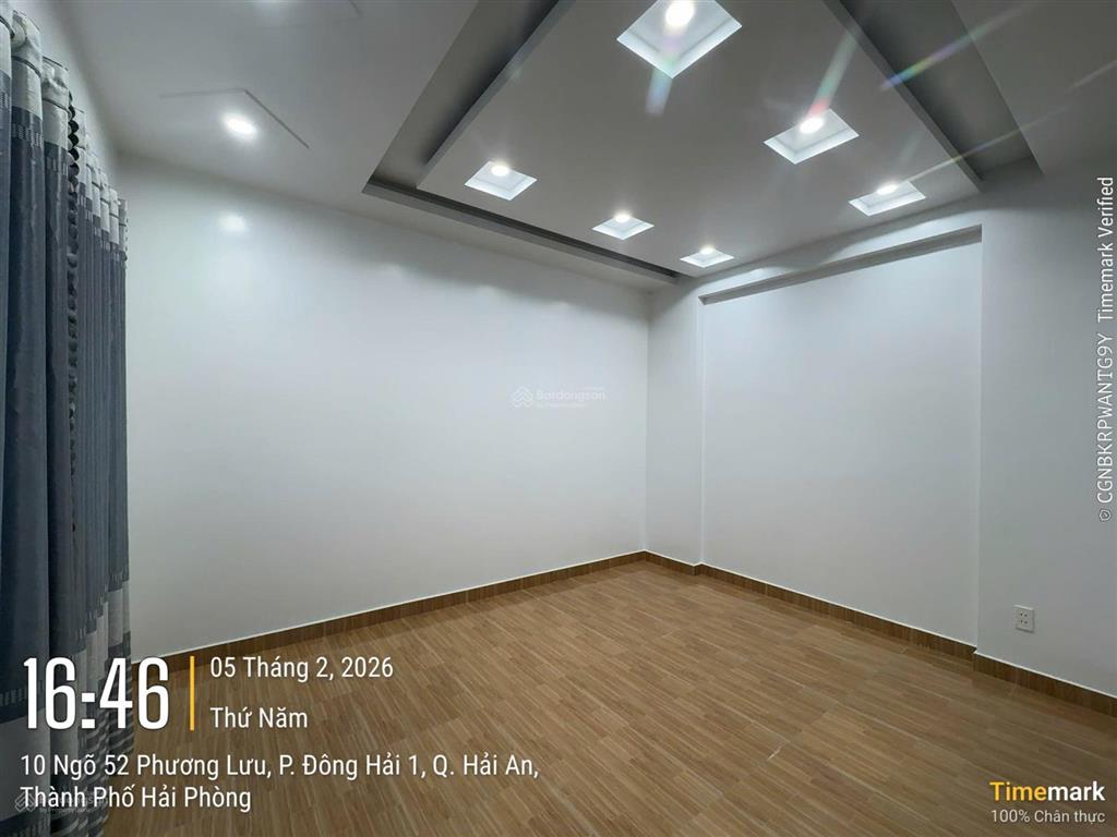 Nhà đẹp hiếm lô góc 2 mặt thoáng ô tô vào nhà sát hồ phương lưu