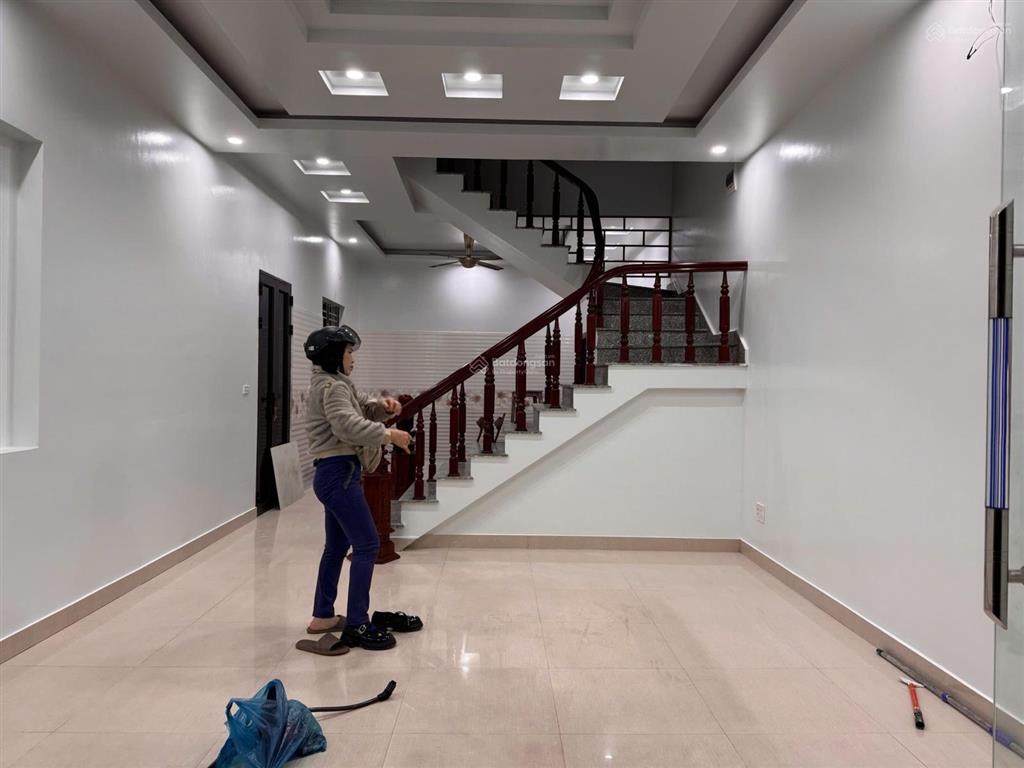 Chính chủ gửi bán nhà 4 tầng lô góc 6c/52 phương lưu, đông hải 2 mặt thoáng có garage ô tô