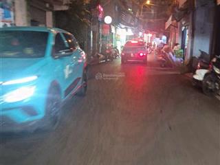 Nhà gần trường chinh, chợ bà quẹo. khu dân cư thân thiện, hàng xóm dễ thương...