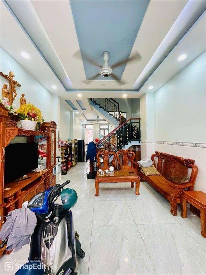 Nhà gần trường chinh, chợ bà quẹo. khu dân cư thân thiện, hàng xóm dễ thương...