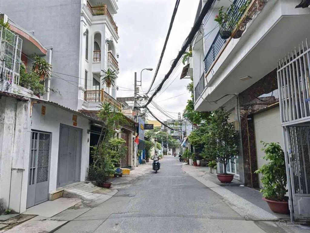 Nhà khu vip, nguyễn văn săng, khu dân trí cao, khu cao tầng. hàng xóm thân thiện, dễ thương