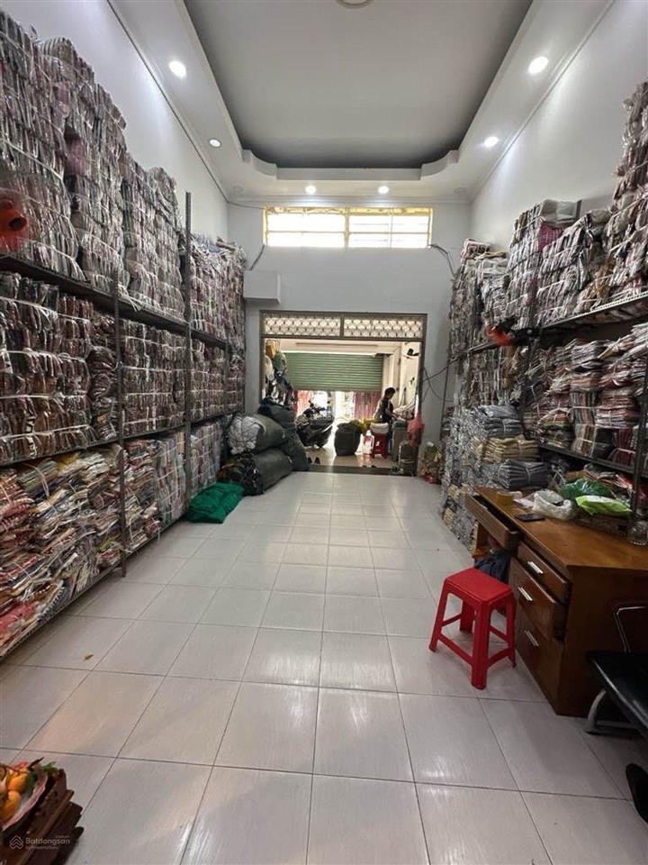 Không thể rẻ hơn. nhà mặt tiền đông hồ, tân bình