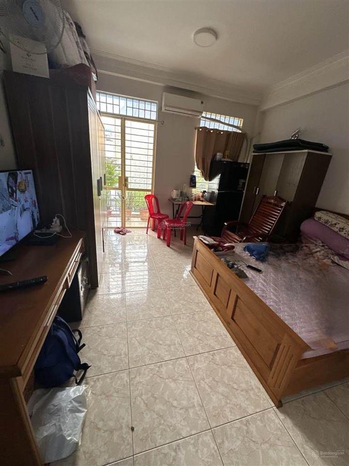 Không thể rẻ hơn. nhà mặt tiền đông hồ, tân bình