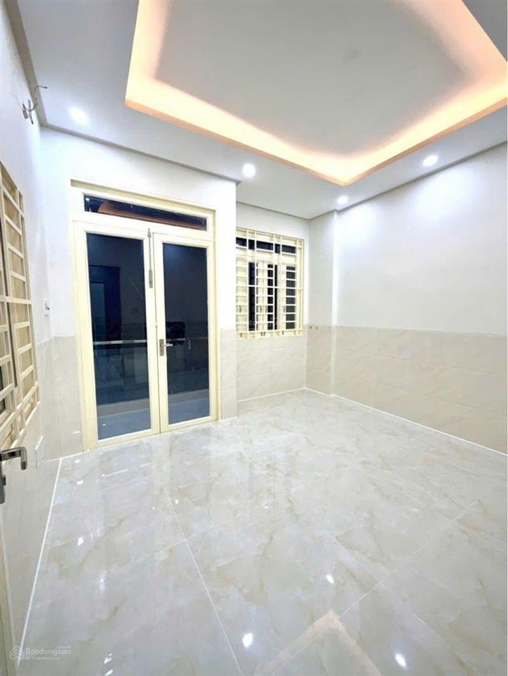 Nhà văn cao, tân phú. mới đẹp...