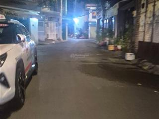 Nhà văn cao, mới đẹp, giá rẻ. gần chợ trường học
