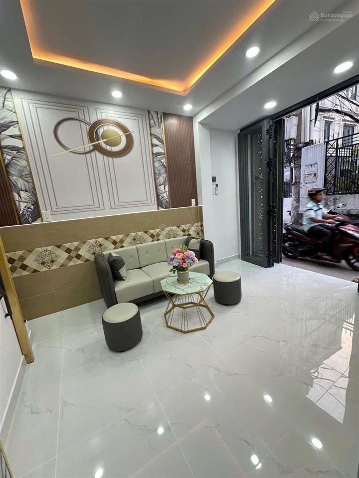 Nhà gò vấp giá rẻ 2.68 tỷ 1 sẹc thẳng ra mặt tiền quang trung