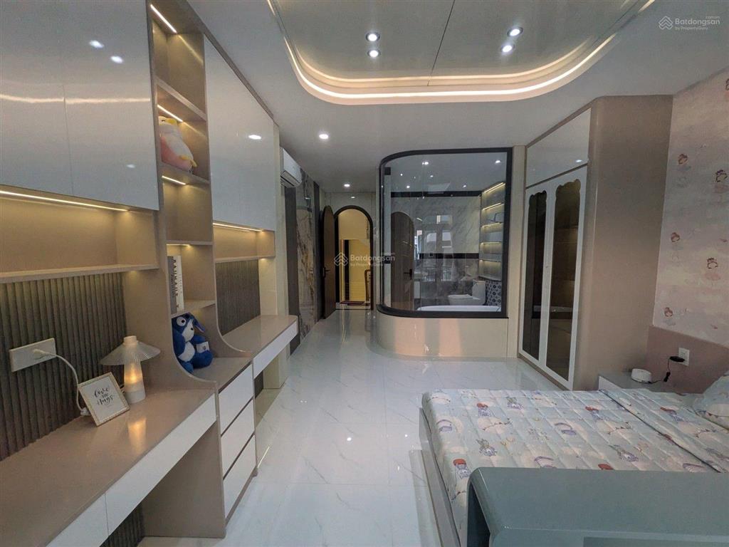 Sống thượng lưu tại gò vấp nhà 6 tầng thang máy  chỉ 9.95 tỷ