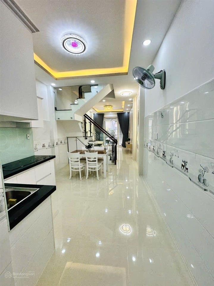 Cực phẩm gò vấp  sát công viên làng hoa  hẻm 6m thông tứ tung
