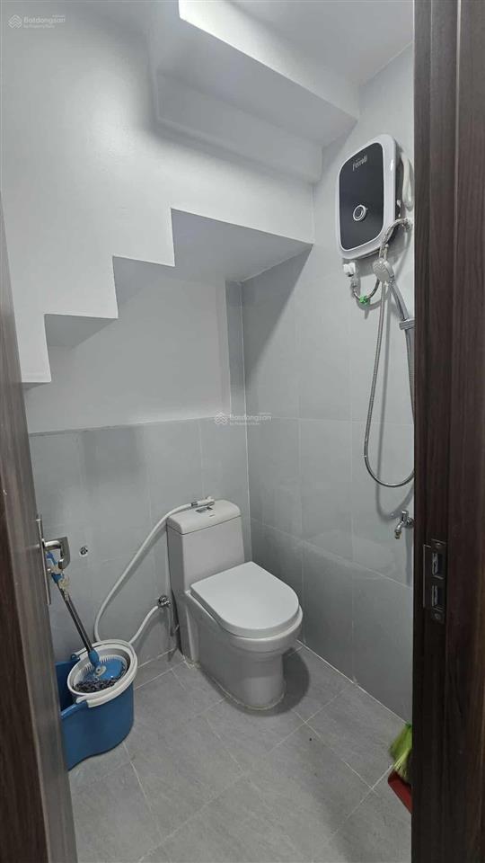 Bán nhà trung tâm quận 3. đối diện chợ hòa hưng. hẻm thắng 1 trục. 4 tỷ 7