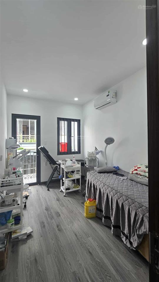 Bán nhà trung tâm quận 3. đối diện chợ hòa hưng. hẻm thắng 1 trục. 4 tỷ 7