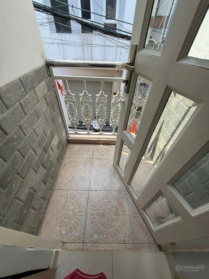 Chính chủ chưa qua đầu tư. sát quận 10. hẻm ô tô. 40m2. 6 tỷ