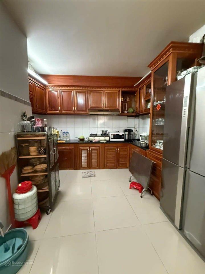 Chính chủ chưa qua đầu tư. sát quận 10. hẻm ô tô. 40m2. 6 tỷ