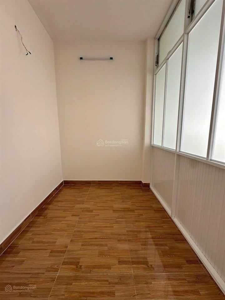 Trung tâm quận 1. trần đình xu. sát mặt tiền. sát hẻm ô tô. 4 tầng btct. 6 tỷ 68.