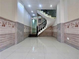 Nhà 3 tầng btct(4x14m)  3pn  gần siêu thị metro q12, giáp gò vấp [4,65 tỷ tl]