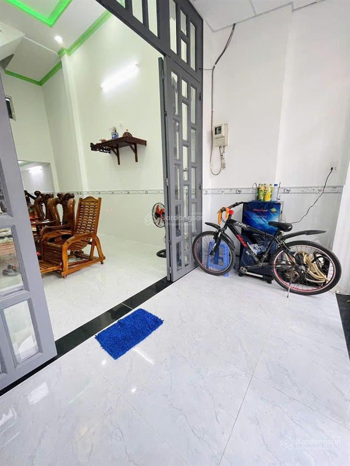 Bán nhà 3 tầng btct (dt 4x12m)  3pn  đường ôtô thông  trung mỹ tây, q12  giá 4,9 tỷ