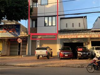 Cho thuê mặt bằng 463 nguyễn văn cừ ngay ngã 3 xe cộ qua lại đông giá 10tr/tháng