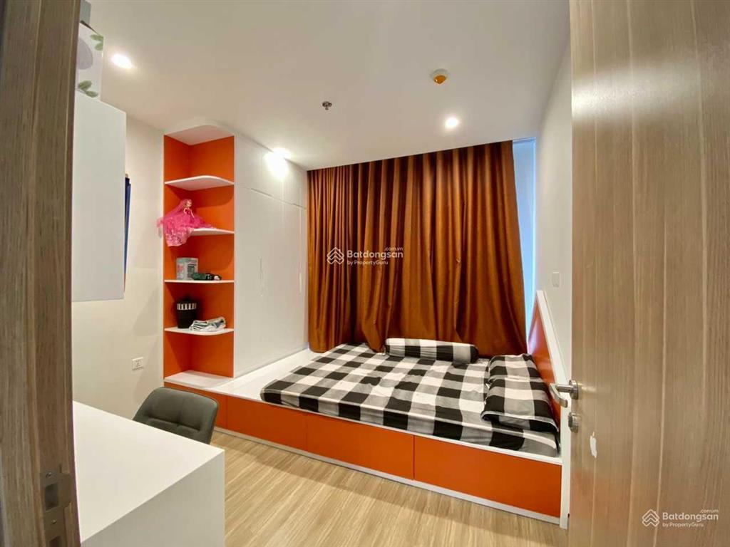 Chủ nhà gửi bán gấp căn hộ góc 3pn vinhomes grand park giá 3,2 tỷ