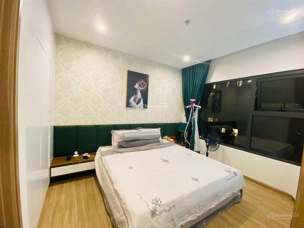 Chủ nhà gửi bán gấp căn hộ góc 3pn vinhomes grand park giá 3,2 tỷ