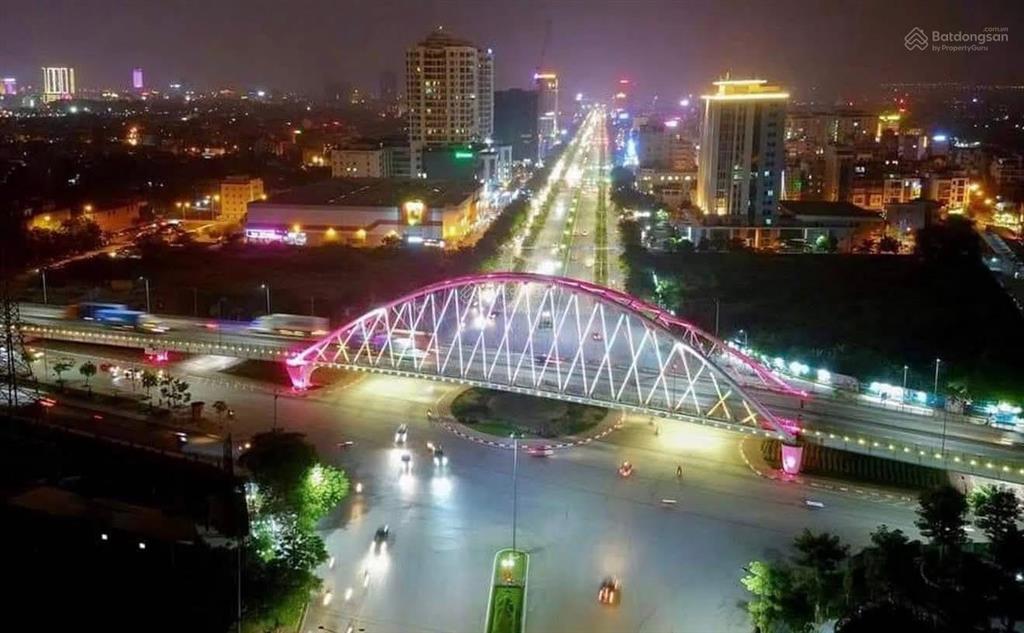 Bán nhà mặt phố ngã tư lê hồng phong, vị trí siêu đẹp 250 m2