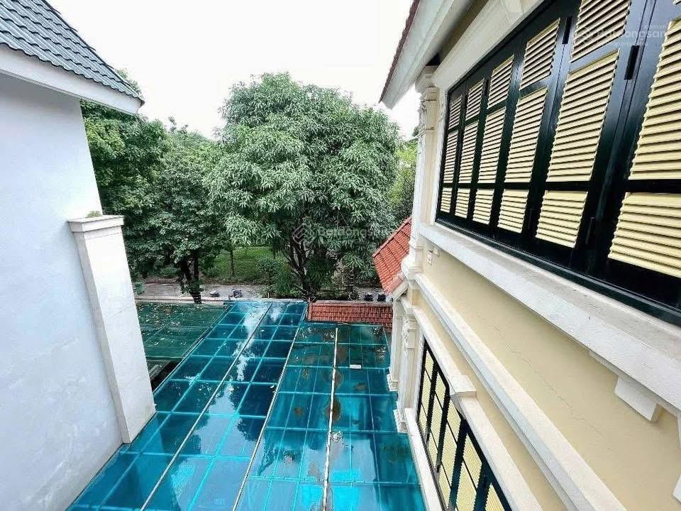 Biệt thự sân vườn siêu rẻ  trung tâm tp hải phòng, nội thất xịn * 210 m²  10m mặt tiền