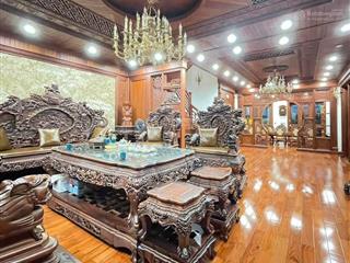 Biệt thự sân vườn siêu rẻ  trung tâm tp hải phòng, nội thất sịn.
* 210 m2  10m mặt tiền.