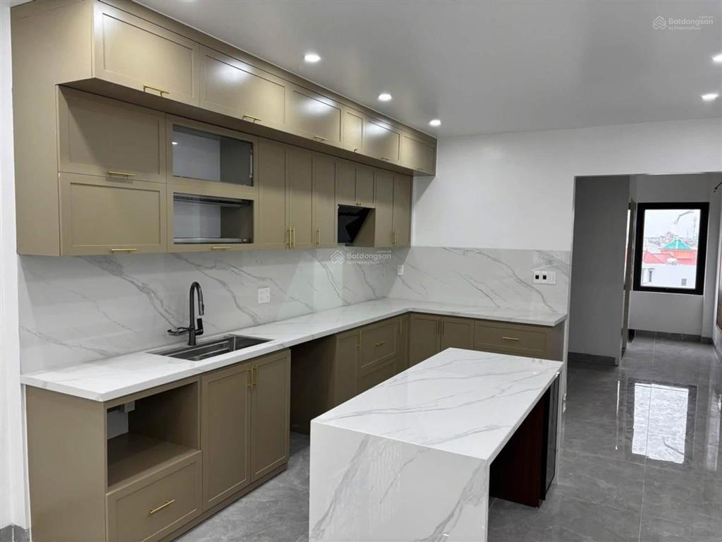 Bán nhà lê hồng phong, chất lượng cao, thang máy 60/80 m2  6 tầng  giá 11,5 tỷ