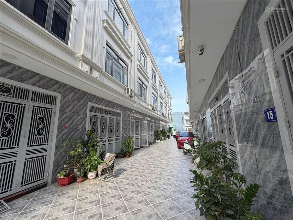 Bán nhà đường máng nước, ô tô đỗ cửa, 60 m2  4 tầng  3,65 tỷ