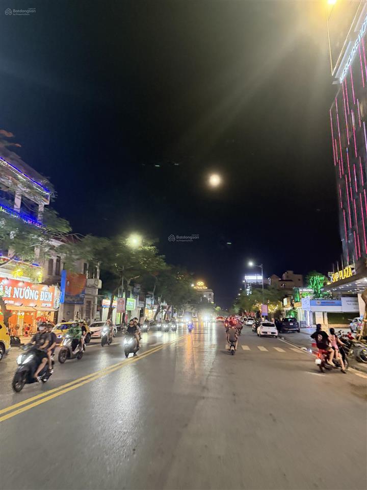 Mặt phố đoạn trần nguyên hãn, thiên lôi  380 m2  chỉ 22 tỷ (giá hời thị trường).