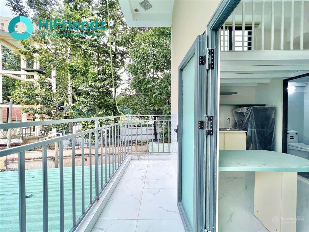 Cho thuê duplex ban công full nội thất, máy giặt riêng  ngay ubnd q2