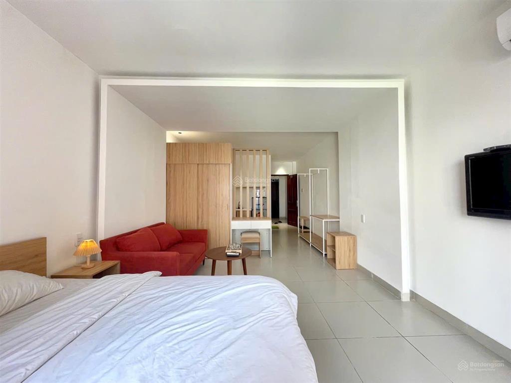 Thuê ngay 1pn 40m2 full ánh sáng tại phan đăng lưu gần chợ bà chiểu