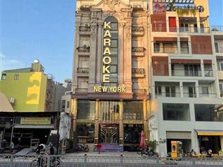 Bán tòa nhà mặt tiền âu cơ  lạc long quân  dt 8.5 x 23m  hầm + 6 tầng  giá bán 40 tỷ tl