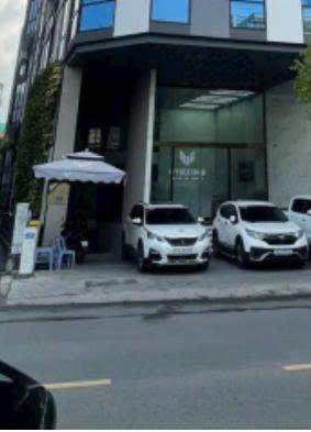 Bán nhà góc 3 mặt tiền phan đình phùng  dt 16x25m  5 tầng  giá bán 75 tỷ  tin thật 100%