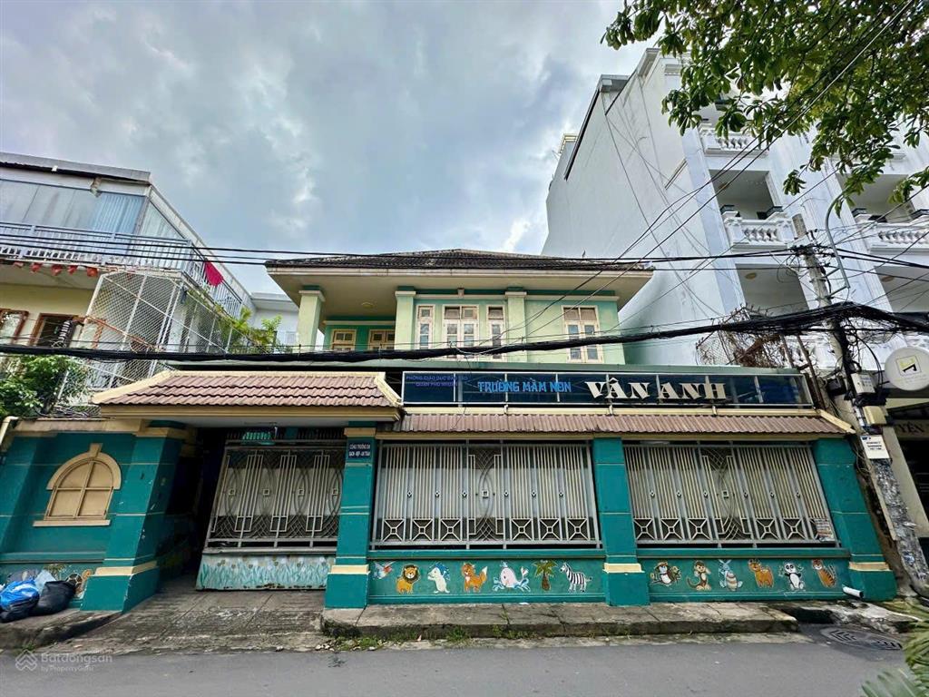 Bán nhà siêu khan hiếm mặt tiền nguyễn chí thanh  dt 18 x 40m  2 tầng  giá bán 100 tỷ tl