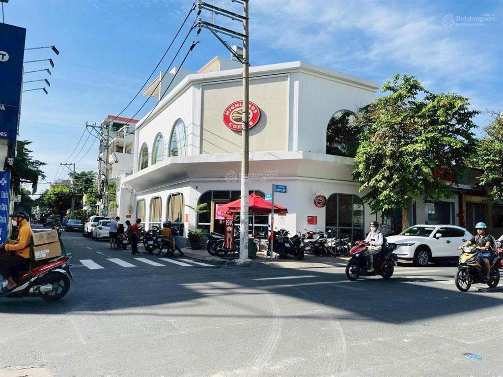 Bán nhà mặt tiền cống quỳnh  dt 8 x 36m. công nhận 272m2  ctxd hầm + 8 tầng  giá 70 tỷ