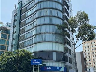 Bán tòa khách sạn 4 sao mt sương nguyệt ánh 25 x 45m  2 hầm + 12 lầu  hđt 3 tỷ  giá 550 tỷ