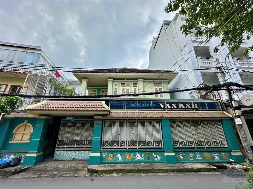 Bán nhà siêu vị trí mặt tiền nguyễn thị minh khai, dt 9x32m  2 tầng  giá bán 40 tỷ tl