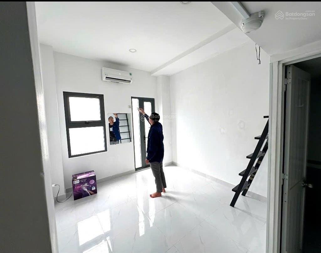 Hxh20 căn hộ dịch vụ đang cho thuê full 70tr/th, vđ2 mở rộng giá kv này lại lên. tổng dt 204m2