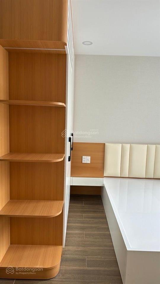 Ngay ga metro bình thái, ô tô đậu trong nhà, nhà đẹp giá 8.2 tỷ còn tl
