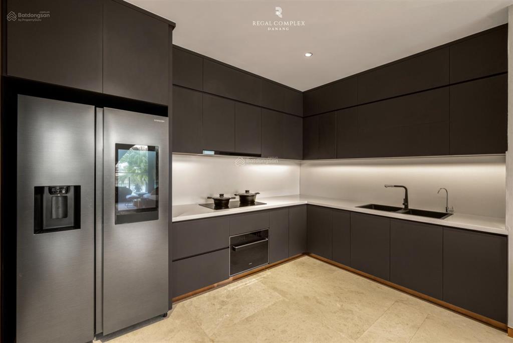 Quỹ căn 2pn  view sông, biển  tặng gói nội thất 200tr/  cam kết thuê lại 2535tr/tháng