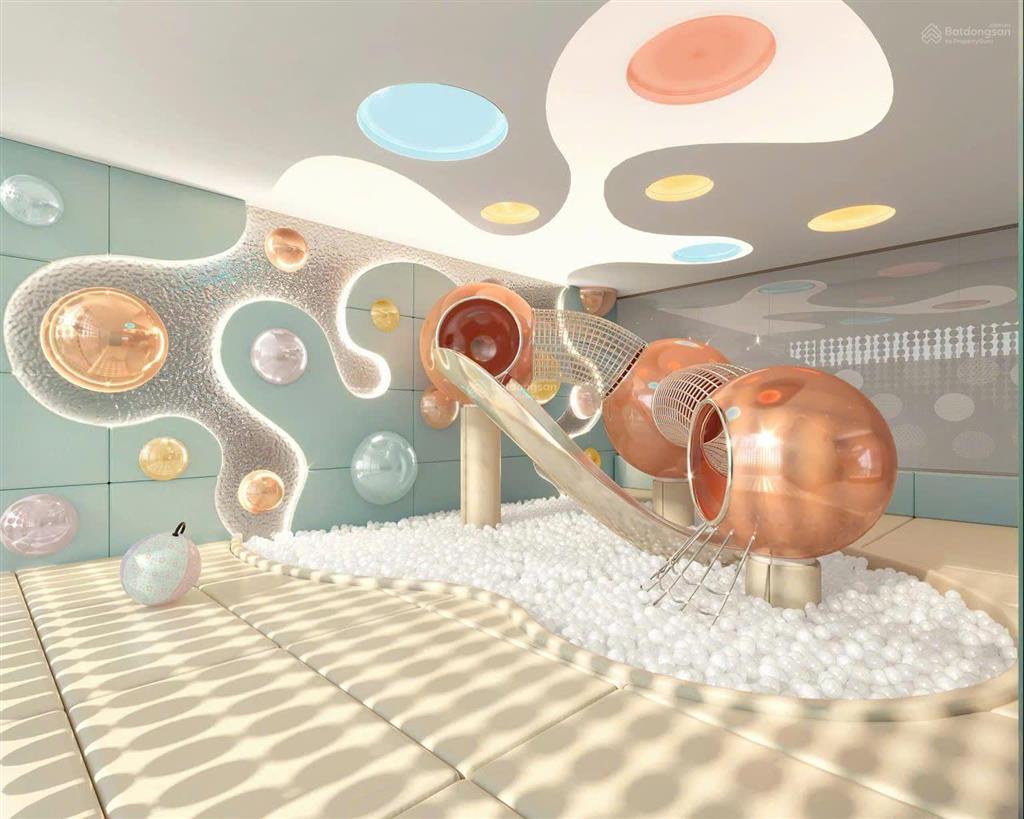 Quỹ căn 2pn  view sông, biển  tặng gói nội thất 200tr/  cam kết thuê lại 2535tr/tháng