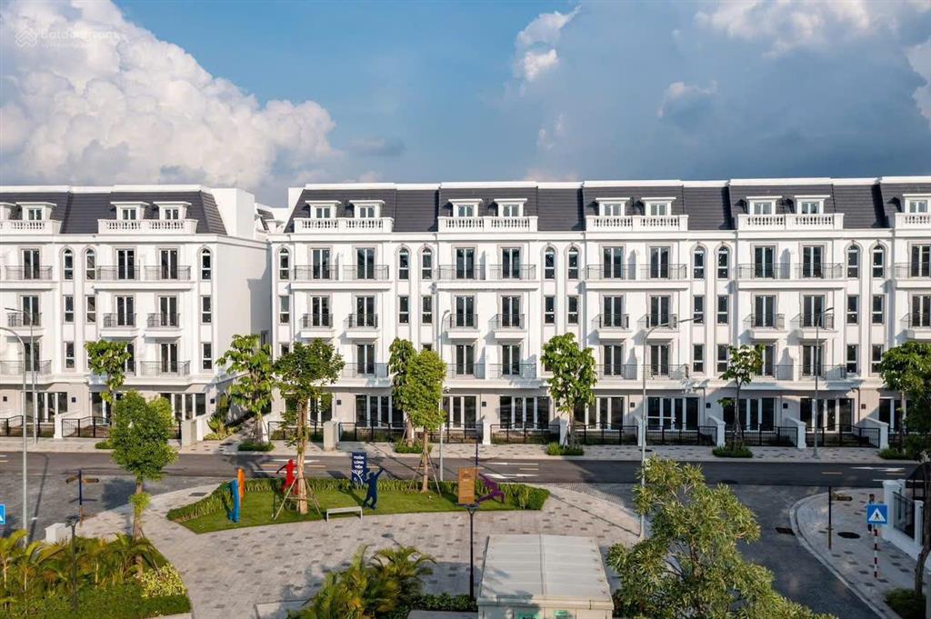 Nhà liền kề trung tâm trâu quỳ gia lâm sát công viên, hv nông nghiệp & ocean park, giá tốt 15 tỷ
