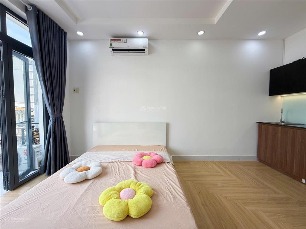 Cho thuê chdv trung tâm q7 full nt máy giặt ban công giá gần tdtu, lotte, cresant mall, rmit, ufm