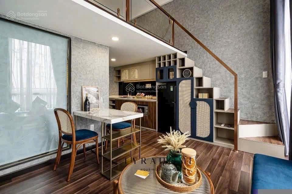 Cho thuê duplex ban công, full nt, gần lotte, rmit, tdtu, ufm, chỉ 10p qua quận 1,7,8