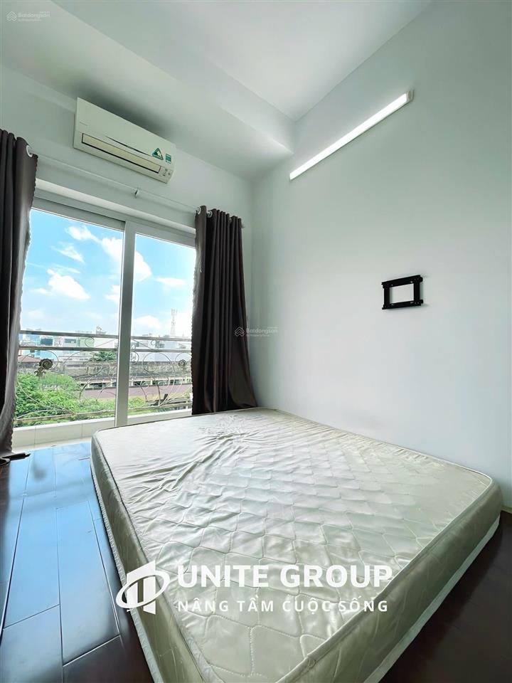 Cho thuê studio full nt, bancong nằm ngay xóm chiếu q4 gần q1,7,8 thuận tiện di chuyển