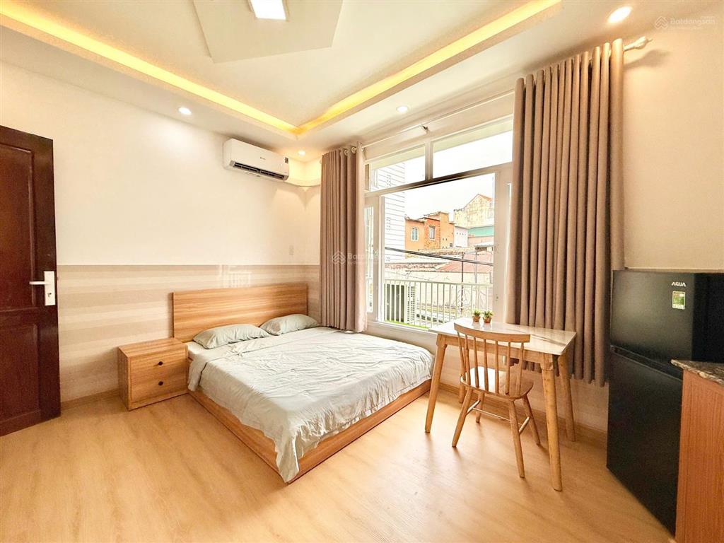 Cho thuê studio full nt, bancong nằm ngay xóm chiếu q4 gần q1,7,8 thuận tiện di chuyển