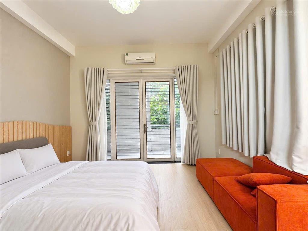 Cho thuê studio full nt,bancong trung tâm q4,gần trung tâm thương mại,gần q1,7,8,gần nhà hàng