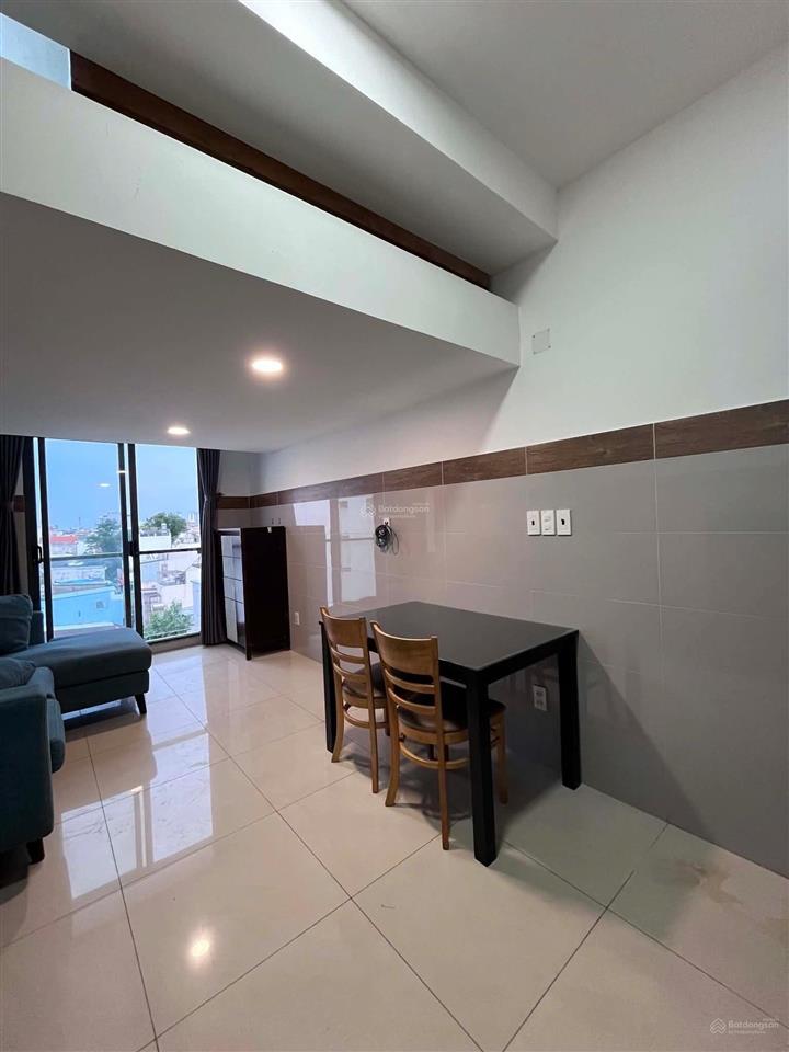 Cho thuê duplex ban công,full nt trung tâm q4 gần nhà hàng,coffee, gần q1,7,8,trung tâm thương mại