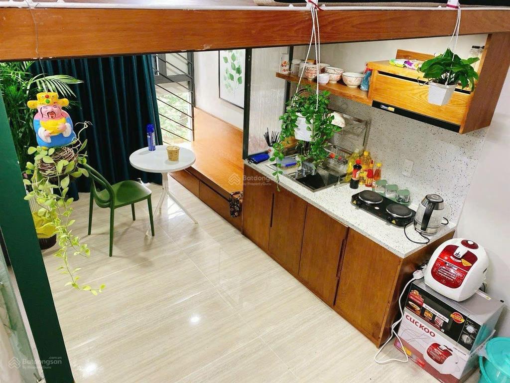 Cho thuê duplex ban công,full nt trung tâm q4 gần nhà hàng,coffee, gần q1,7,8,trung tâm thương mại